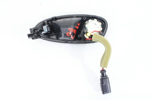 5P0837114B Manija interior de puerta delantera derecha comprar Almería