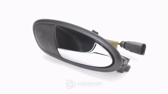 5P0837114B Manija interior de puerta delantera derecha  comprar en Zaragoza