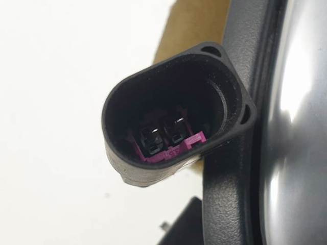 5P0837114B Manija interior de puerta delantera derecha  en stock Castellón