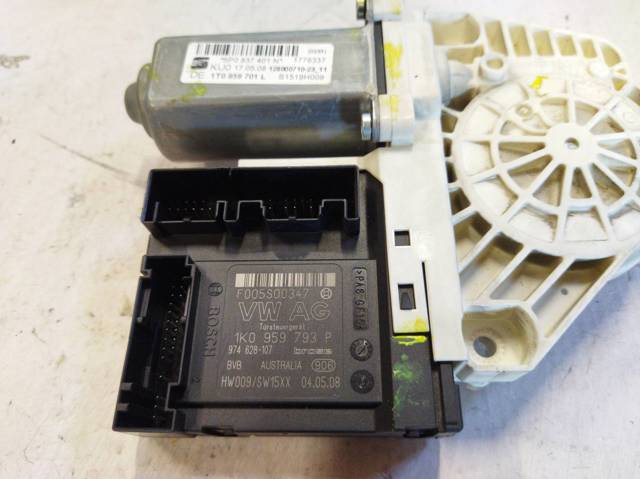 5P0837401N VAG Motor del elevalunas de la puerta delantera izquierda  comprar en Jaén