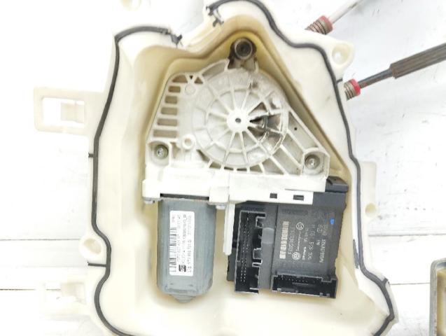 VAG 5P0837401N Motor del elevalunas de la puerta delantera izquierda  comprar en Albacete