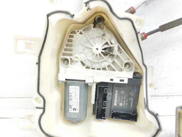 VAG 5P0837401N Motor del elevalunas de la puerta delantera izquierda  disponible Lugo