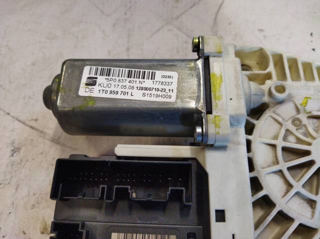 VAG 5P0837401N Motor del elevalunas de la puerta delantera izquierda  disponible España