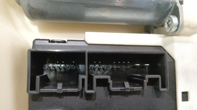 5P0837461 Mecanismo de elevalunas de la puerta delantera izquierda  comprar en Zaragoza