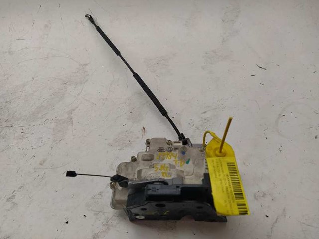 VAG 5P0839012 Cerradura de la puerta trasera derecha  en stock Terrassa