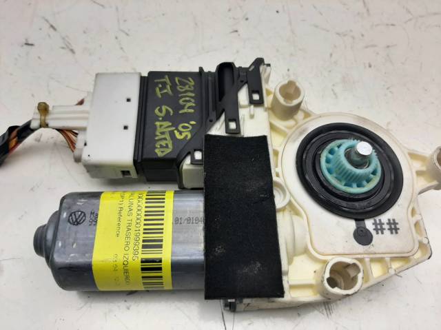 5P0839401 Motor del elevalunas de la puerta trasera izquierda comprar Sevilla