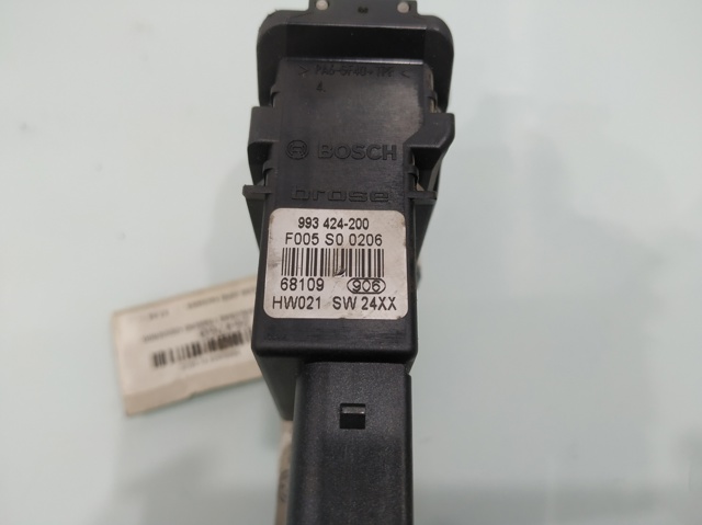 5P0839461A Mecanismo de elevalunas de la puerta trasera izquierda  disponible Burgos