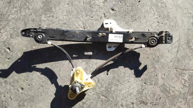 Mecanismo alzacristales, puerta trasera derecha 5P0839462 VAG