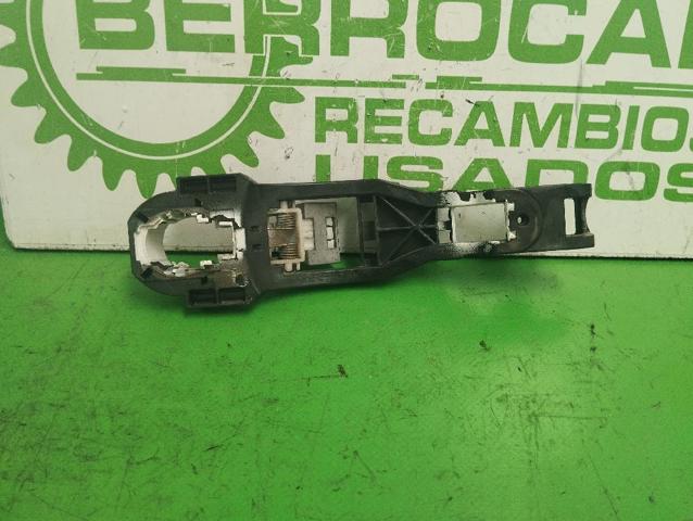 5P0839886A VAG Soporte de manija exterior de puerta trasera derecha  en stock Gandía