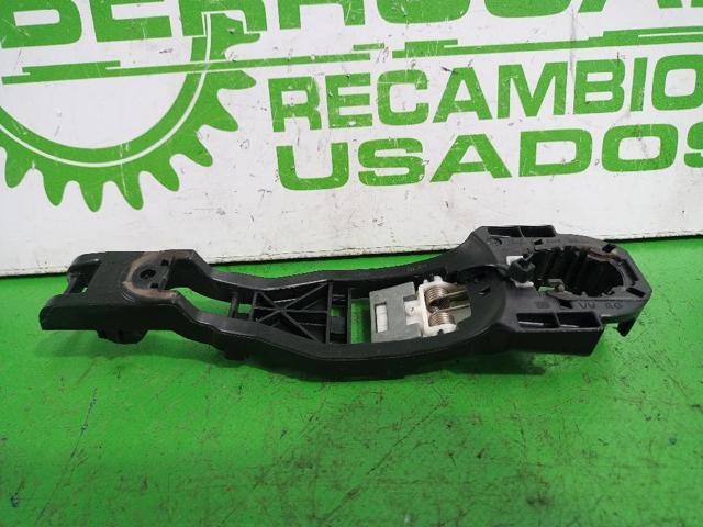 VAG 5P0839886A Soporte de manija exterior de puerta trasera derecha  en stock Terrassa