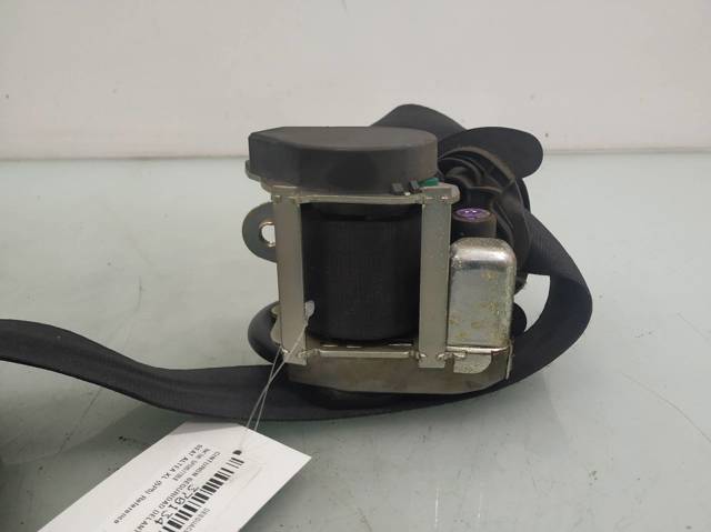 5P0857705B Cinturón de seguridad delantero izquierdo comprar Almería