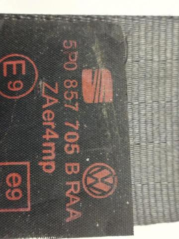 5P0857705B Cinturón de seguridad delantero izquierdo  disponible Utrera