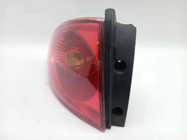 5P0945111B VAG Piloto trasero izquierdo  disponible Vigo