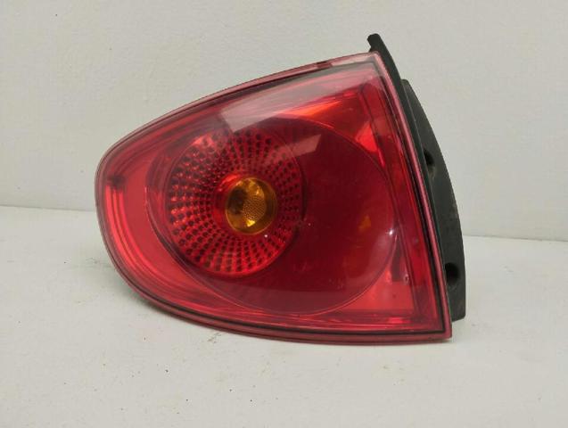 VAG 5P0945111B Piloto trasero izquierdo  en stock Terrassa