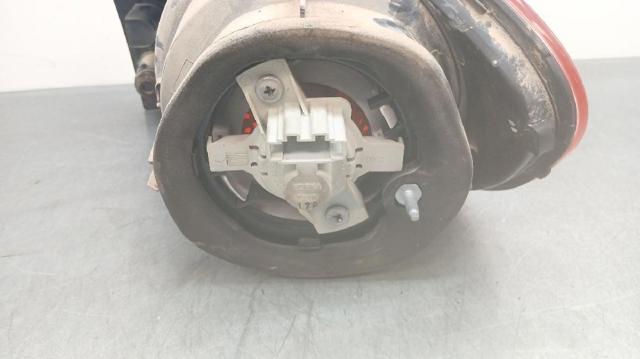 5P0945111B9B9 VAG Piloto trasero izquierdo  comprar en Oviedo