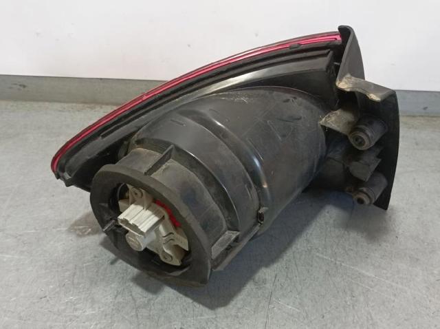 5P0945112B VAG Piloto trasero derecho  comprar en Oviedo
