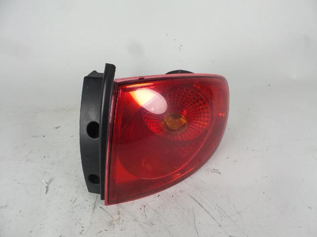 5P0945112B Piloto trasero derecho comprar Girona