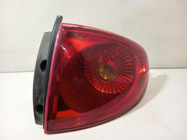 VAG 5P0945112B9B9 Piloto trasero derecho  en stock Valencia