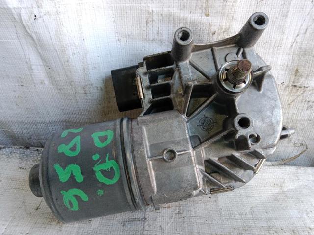 5P0955120A Motor limpiaparabrisas  en stock Sabadell