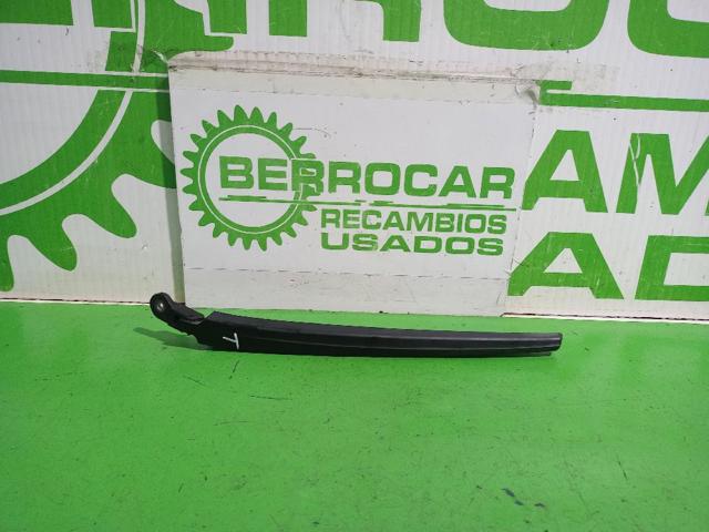 Brazo del limpiaparabrisas, luna trasera 5P0955707 VAG