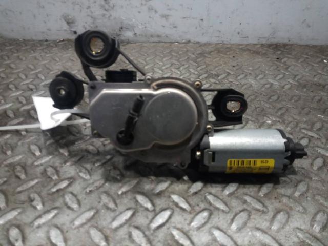 5P0955711B Motor del limpiaparabrisas trasero  disponible Utrera