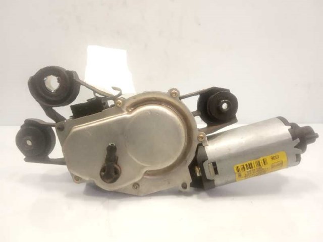 5P0955711C Motor del limpiaparabrisas trasero  disponible Utrera
