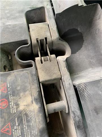VAG 5P1823509D Cerradura de capó comprar Pamplona