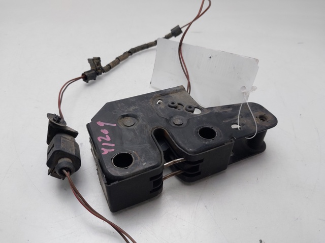 Cerradura de Capot Seat Toledo III (2004-2009)