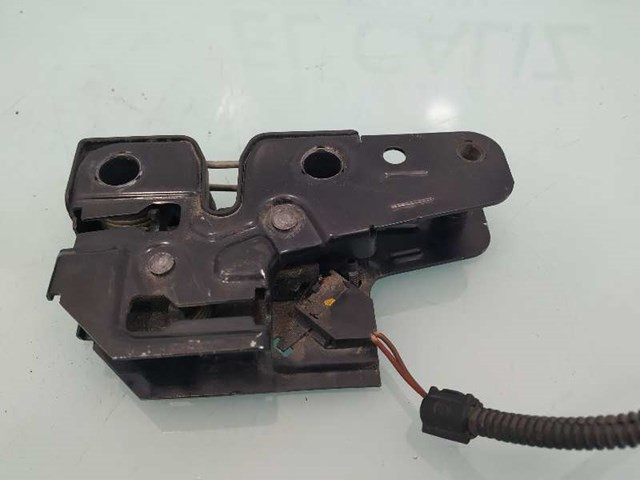 VAG 5P1823509D Cerradura de capó comprar Pamplona