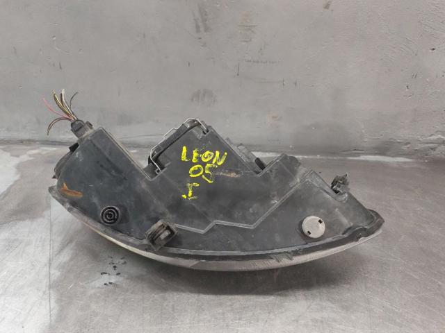 5P1941005B VAG Faro izquierdo  disponible Ourense
