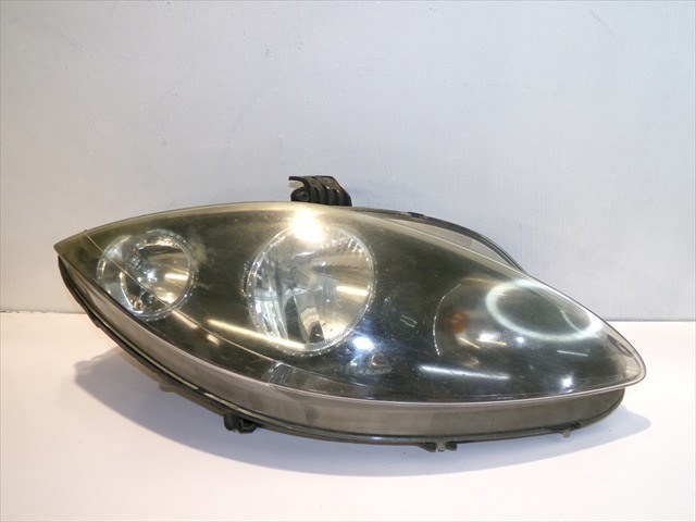 5P1941006A Faro derecho  comprar en Reus