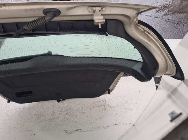 5P5827024 VAG Puerta trasera comprar Madrid
