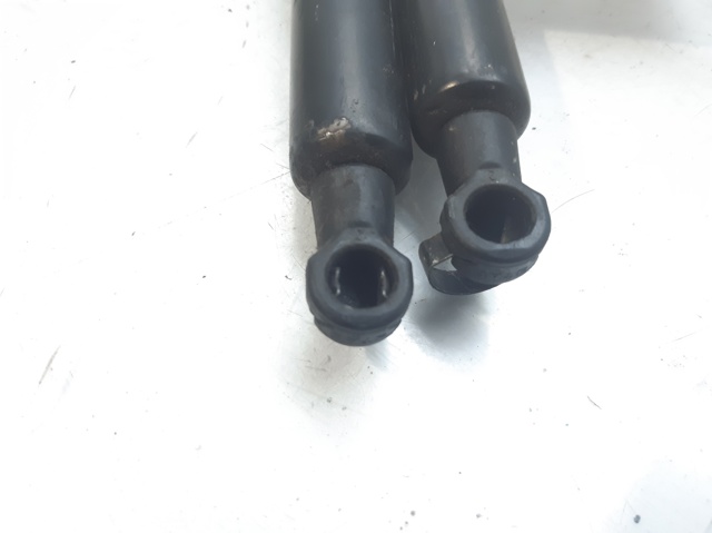 5P5827550A VAG Amortiguador de la tapa del maletero  disponible Vigo