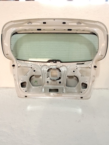 5P8827024 Puerta trasera  en stock Sabadell