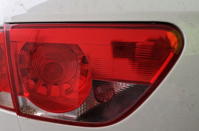 5P8945093D Piloto trasero interior izquierdo comprar Girona