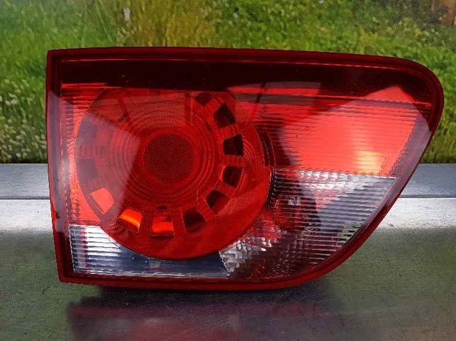 5P8945107B Piloto trasero interior izquierdo  comprar en Zaragoza