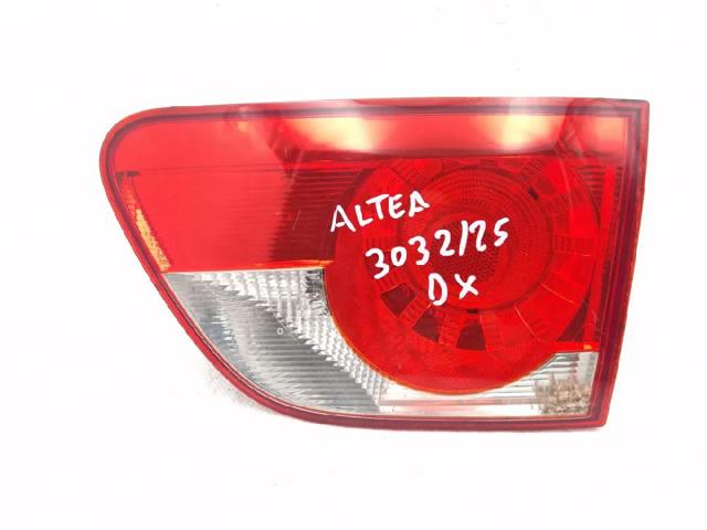 5P8945108B Piloto trasero interior derecho  comprar en Zaragoza