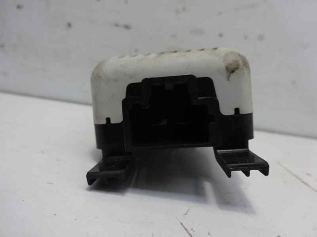 5Q0035570 Amplificador de señal de antena  comprar en Zaragoza
