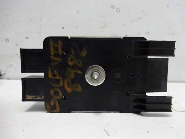 5Q0035570 Amplificador de señal de antena  en stock Granada