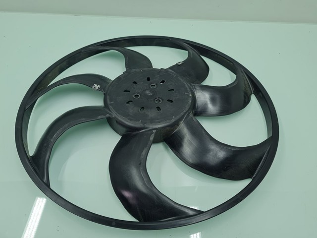 VAG 5Q0121203DE Difusor del radiador de refrigeración con motor y hélice  disponible Lugo