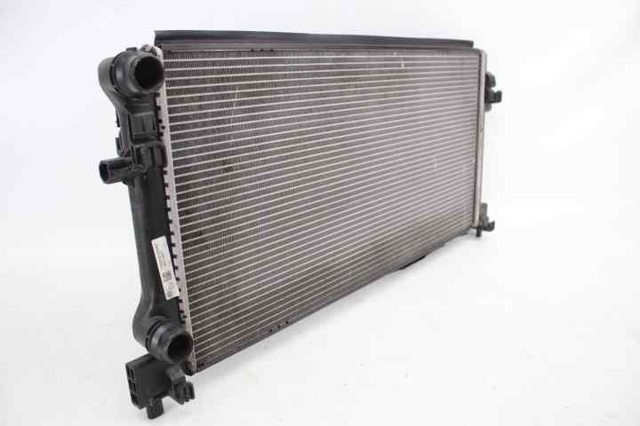 5Q0121251EC Radiador de refrigeración del motor  comprar en Reus