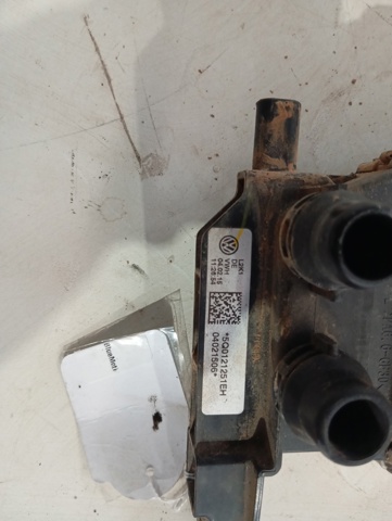 VAG 5Q0121251EH Radiador adicional de refrigeración del motor  en stock Salamanca