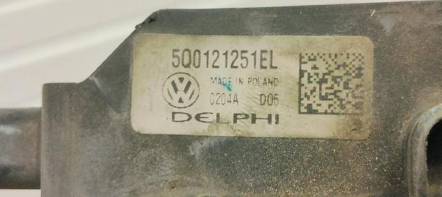 5Q0121251EL Radiador adicional de refrigeración del motor  disponible Utrera
