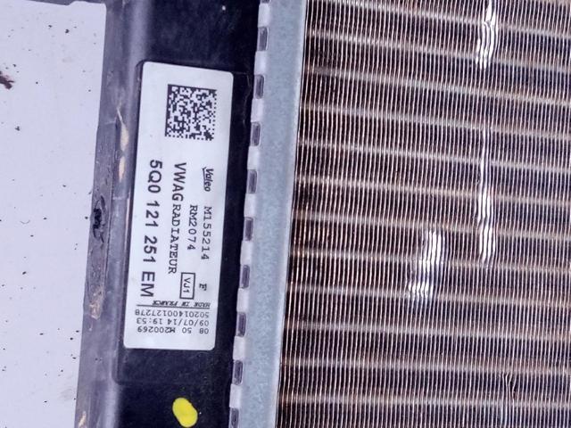 5Q0121251EM Radiador de refrigeración del motor  disponible Málaga