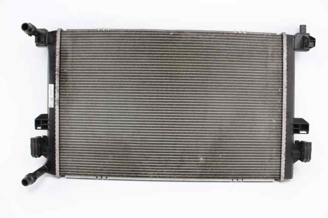 Radiador del motor Skoda Octavia IV hatchback comprar en España