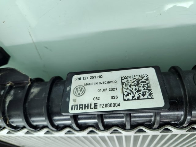 VAG 5Q0121251HQ Radiador adicional de refrigeración del motor  comprar en Murcia