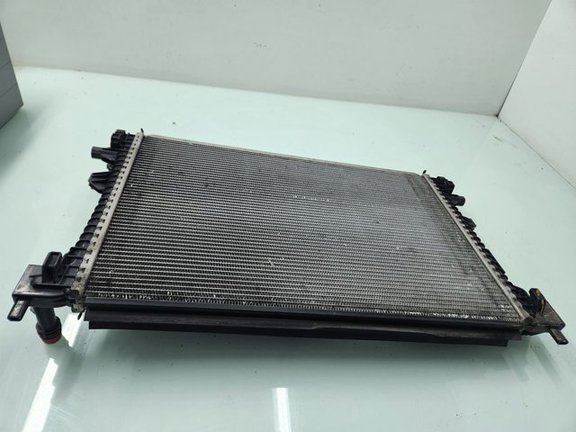 5Q0121251HQ VAG Radiador adicional de refrigeración del motor  en stock Huelva