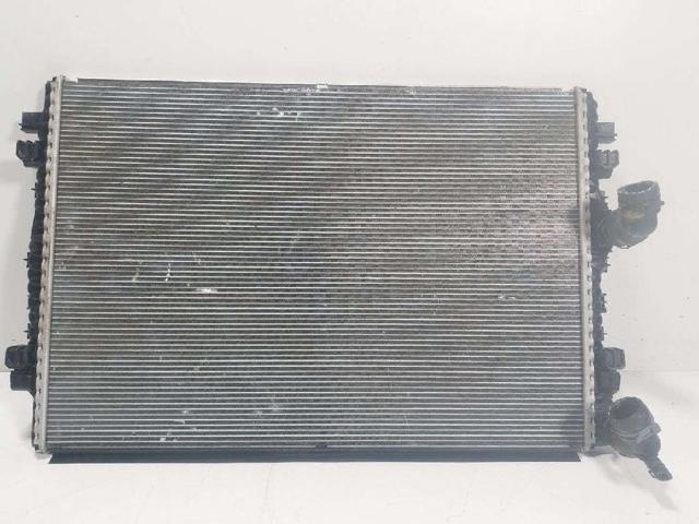5Q0121251HQ VAG Radiador adicional de refrigeración del motor  en stock Huelva