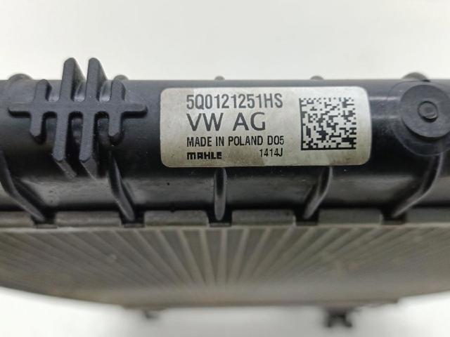 5Q0121251HS Radiador adicional de refrigeración del motor  disponible Utrera