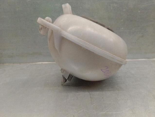 5Q0121407AA VAG Depósito de expansión del sistema de refrigeración  disponible Vigo